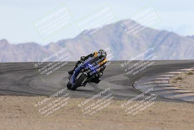 media/Nov-16-2025-Race Pace (Sun) [[8c5fa54630]]/Non Verified Riders (1st 20 Minutes)/6-Turn 12 (2pm)/